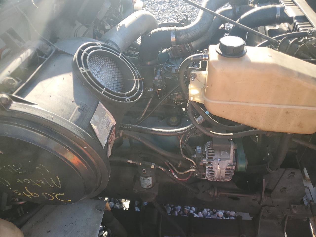 1998 International 4000 4700 VIN: 1HTSCABN2WH511981 Lot: 83772175