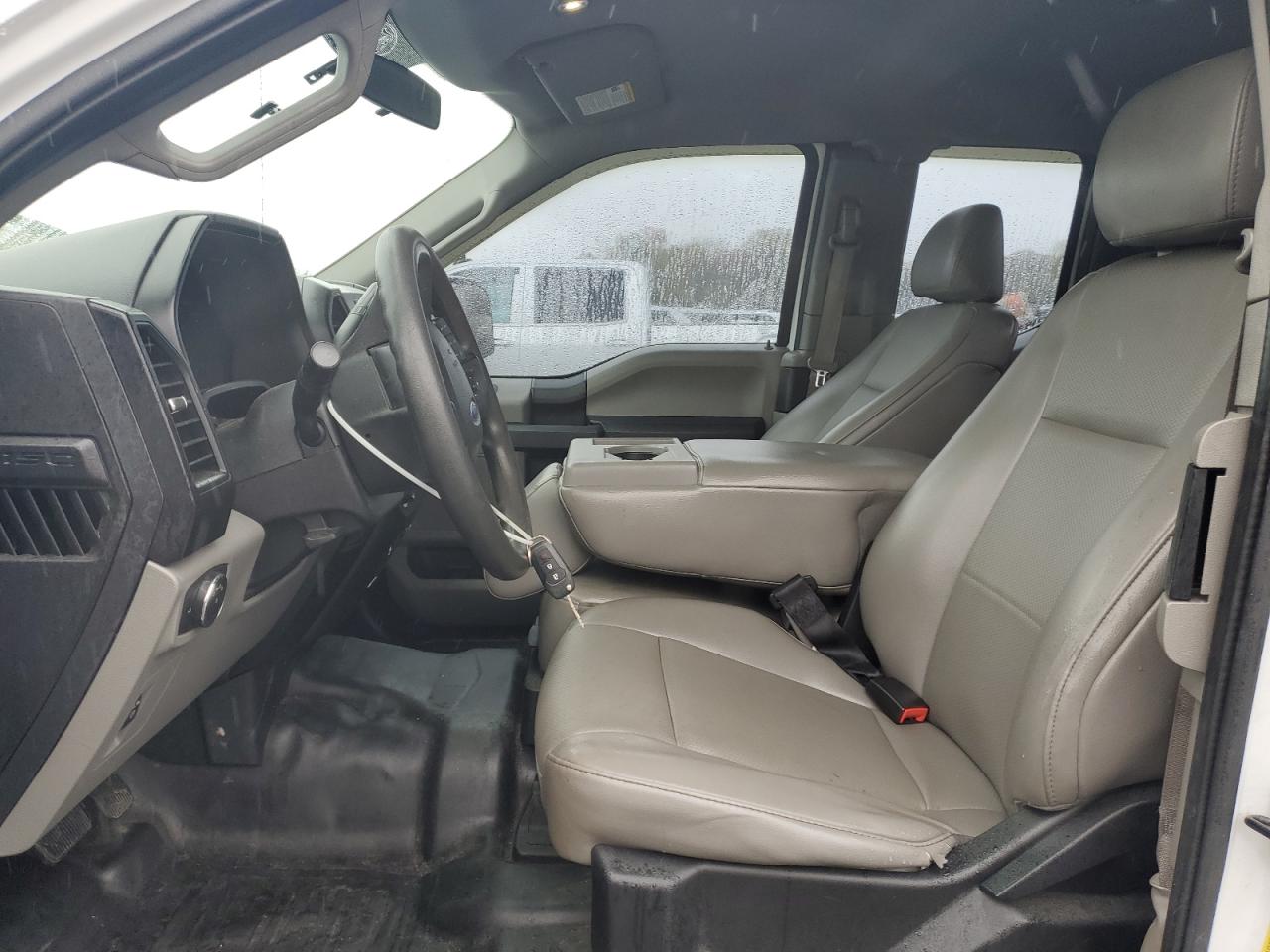 2017 Ford F150 Super Cab VIN: 1FTEX1E82HFA17929 Lot: 85326555