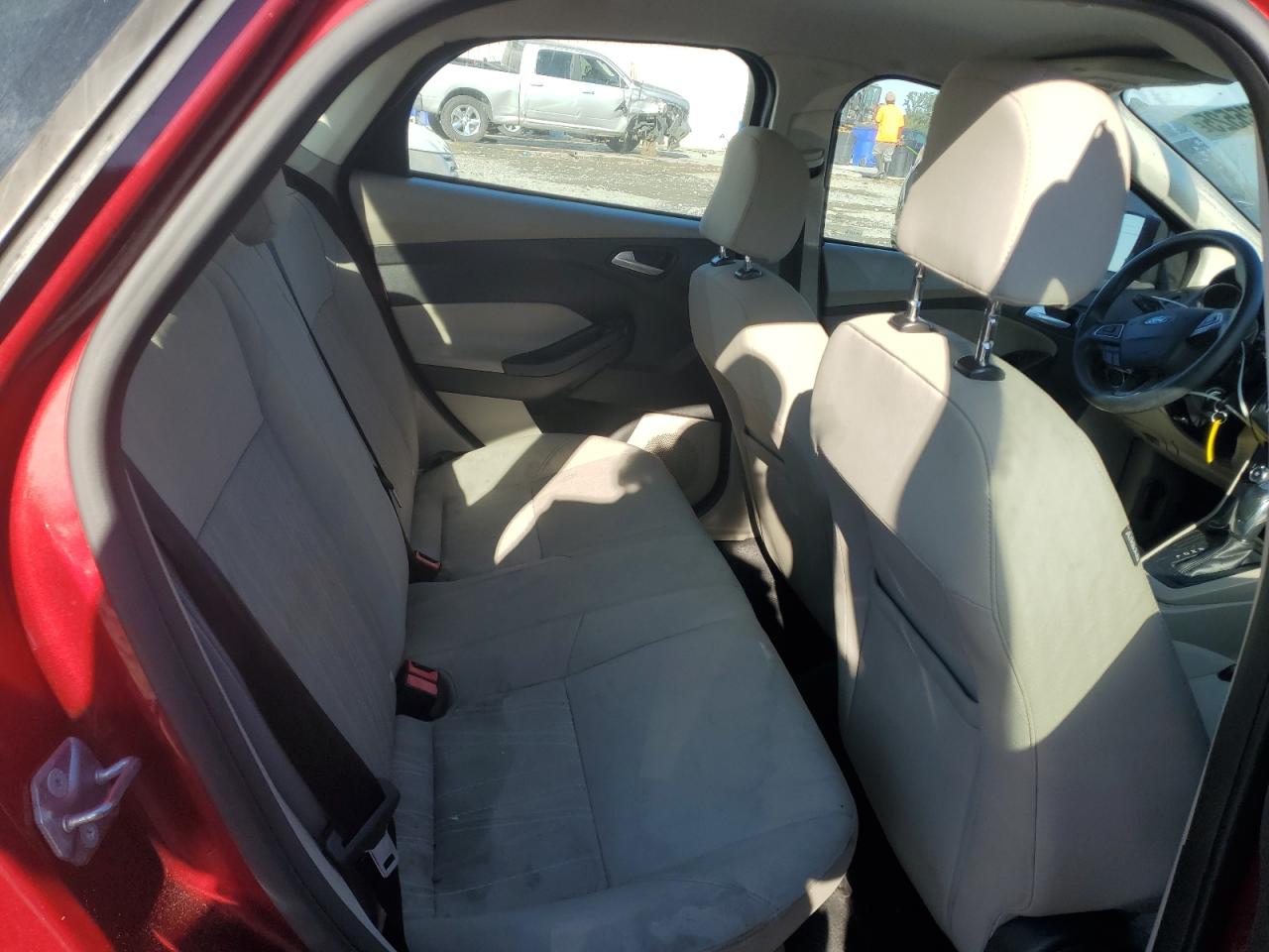 2015 Ford Focus Se VIN: 1FADP3F24FL346606 Lot: 82375525