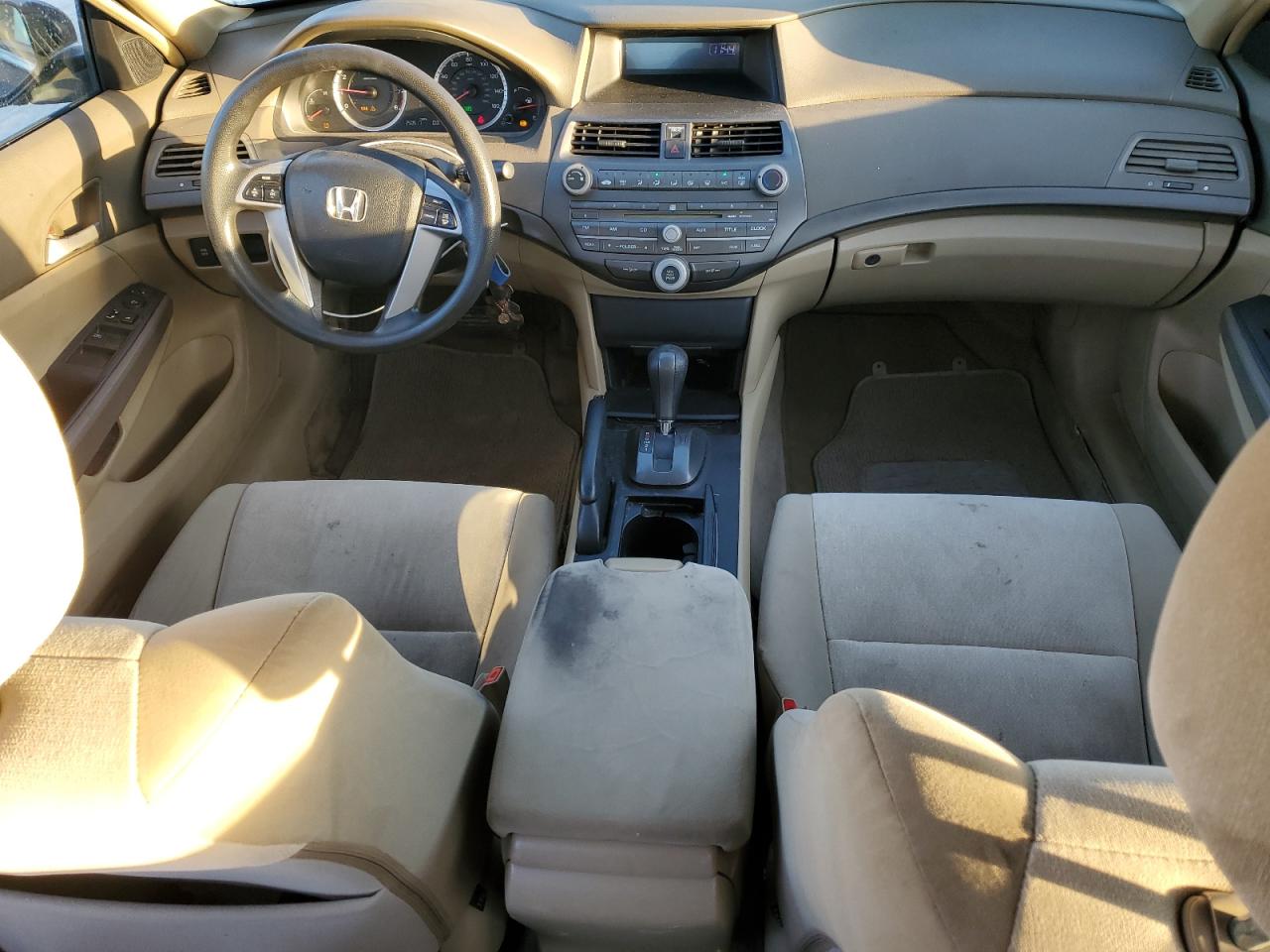 2008 Honda Accord Lx VIN: 1HGCP26368A040161 Lot: 82300925