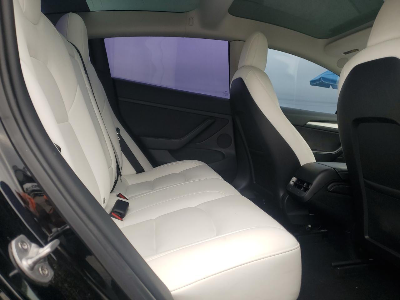 2022 Tesla Model 3 VIN: 5YJ3E1EA3NF359695 Lot: 85195995