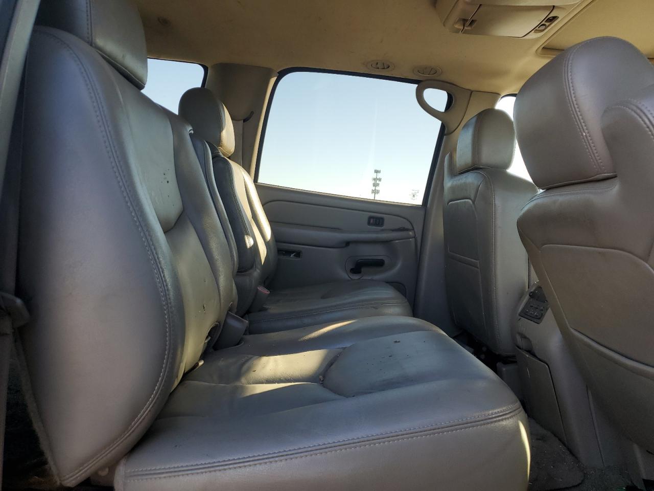 2005 GMC Yukon Xl K1500 VIN: 3GKFK16Z85G284582 Lot: 86864605