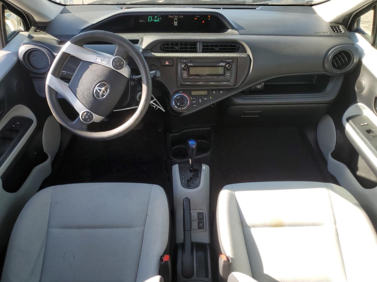 2013 Toyota Prius C VIN: JTDKDTB34D1541526 Lot: 82430135