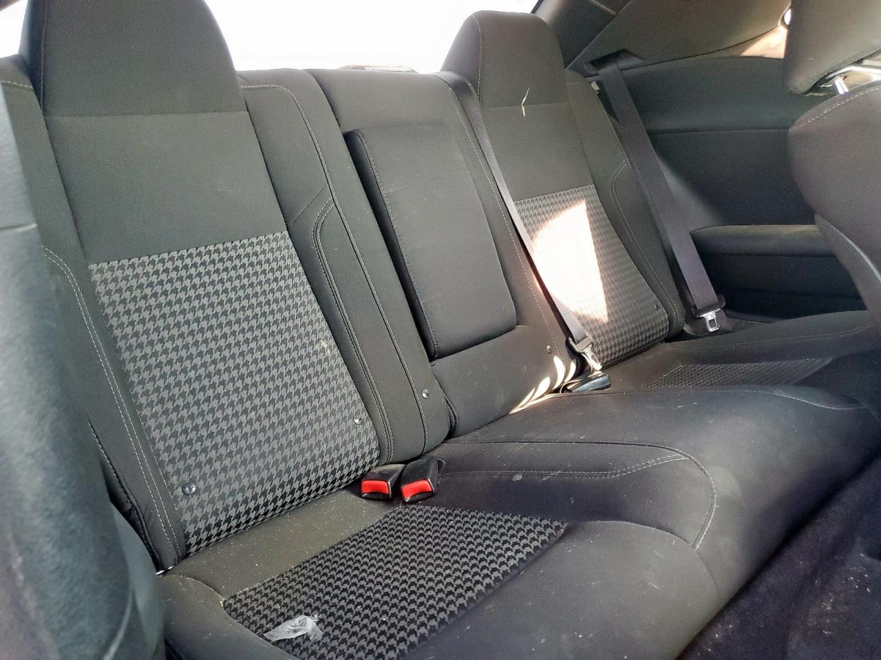 2017 Dodge Challenger Sxt VIN: 2C3CDZAGXHH519389 Lot: 86459725