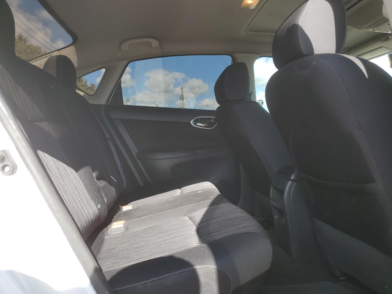 2018 Nissan Sentra S VIN: 3N1AB7APXJY323288 Lot: 85896735