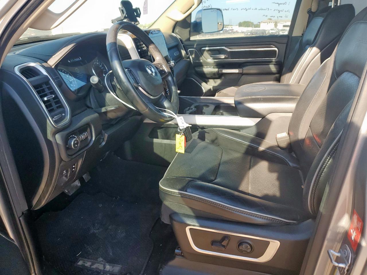 2019 Ram 1500 Laramie VIN: 1C6RREJT6KN613689 Lot: 84820645