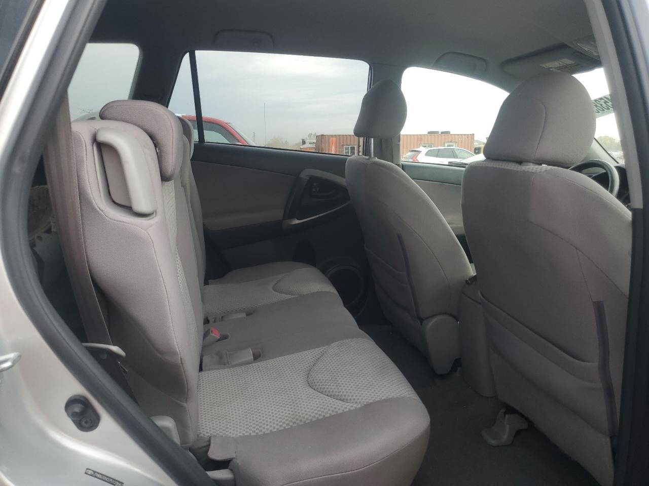 2007 Toyota Rav4 VIN: JTMBD33V275123687 Lot: 82453855