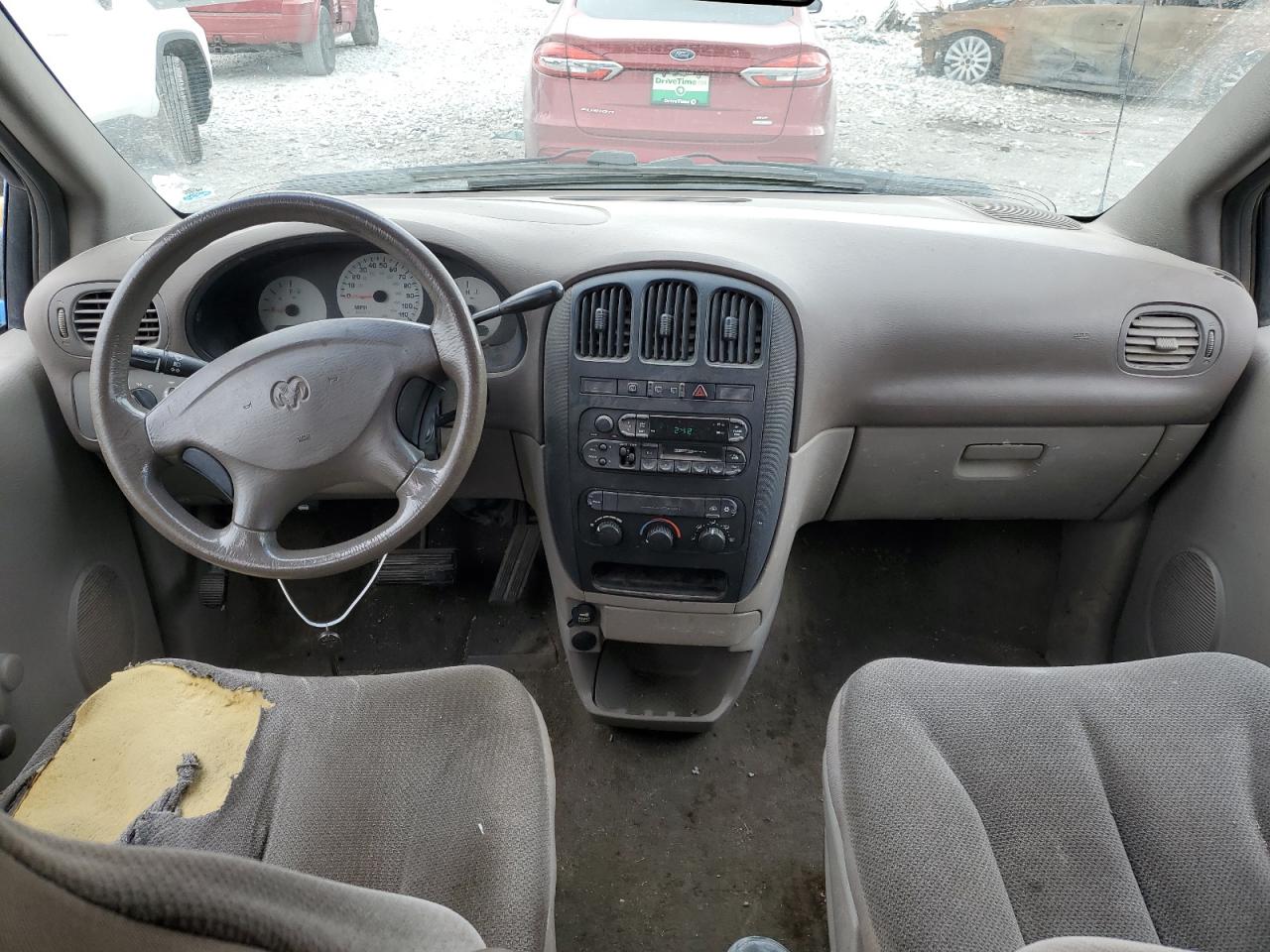 2002 Dodge Caravan Se VIN: 1B4GP25332B651832 Lot: 82278555