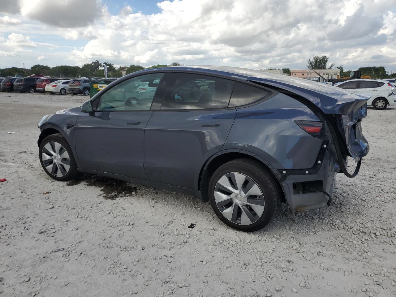 2023 Tesla Model Y grey null electric 7SAYGDEE7PF862611 photo #3