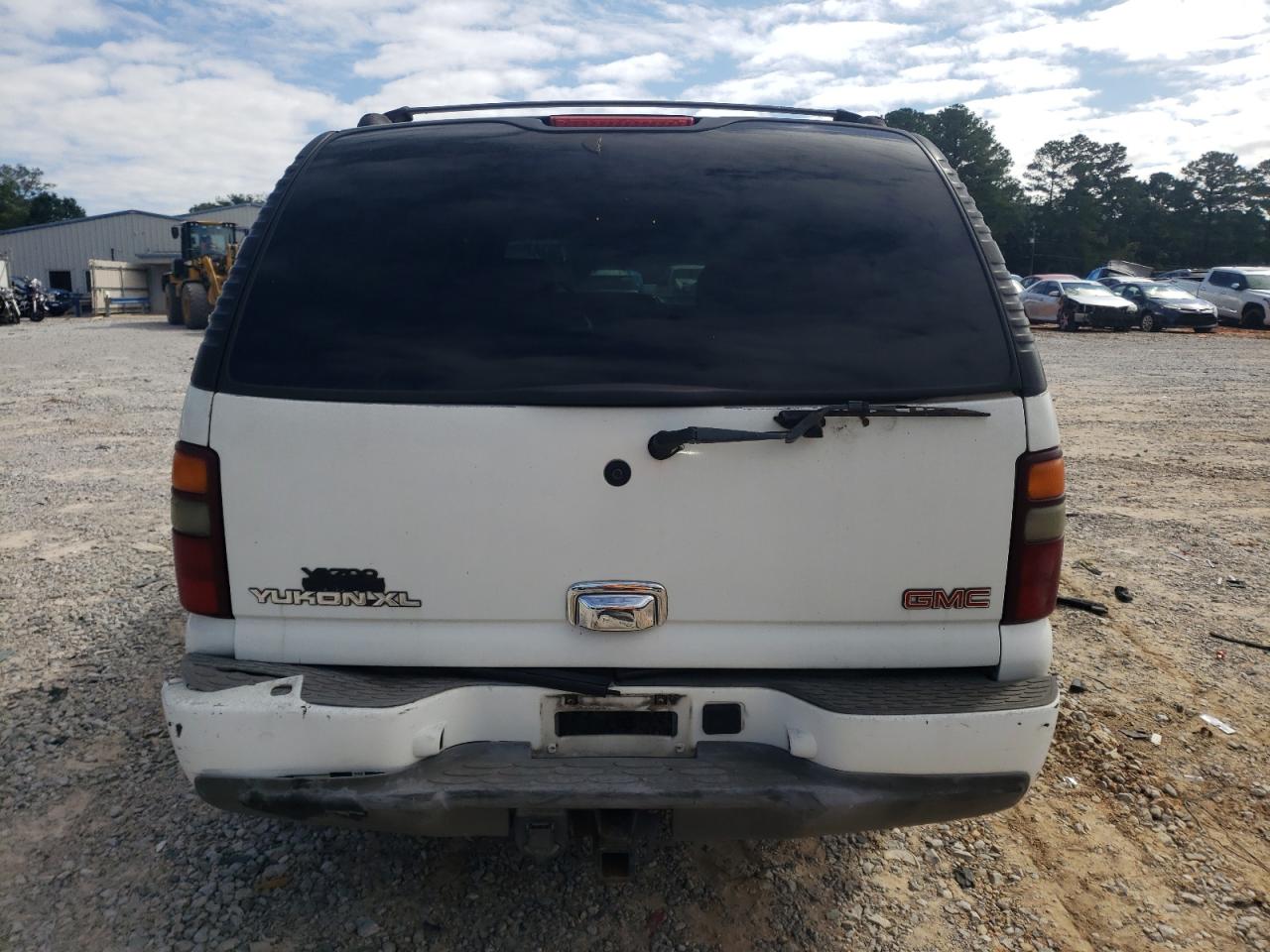 2003 GMC Yukon Xl Denali VIN: 1GKFK66UX3J143624 Lot: 85671935