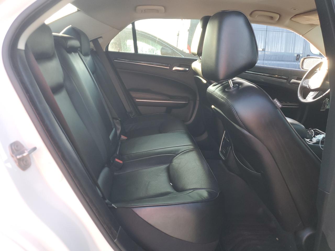 2019 Chrysler 300 Limited VIN: 2C3CCAEG8KH686551 Lot: 85754465