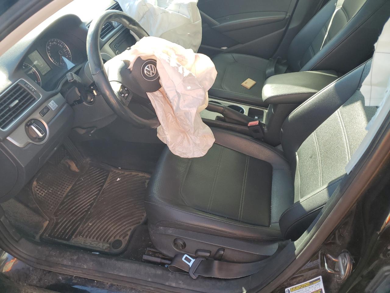 2014 Volkswagen Passat Se VIN: 1VWBN7A37EC086843 Lot: 82261855