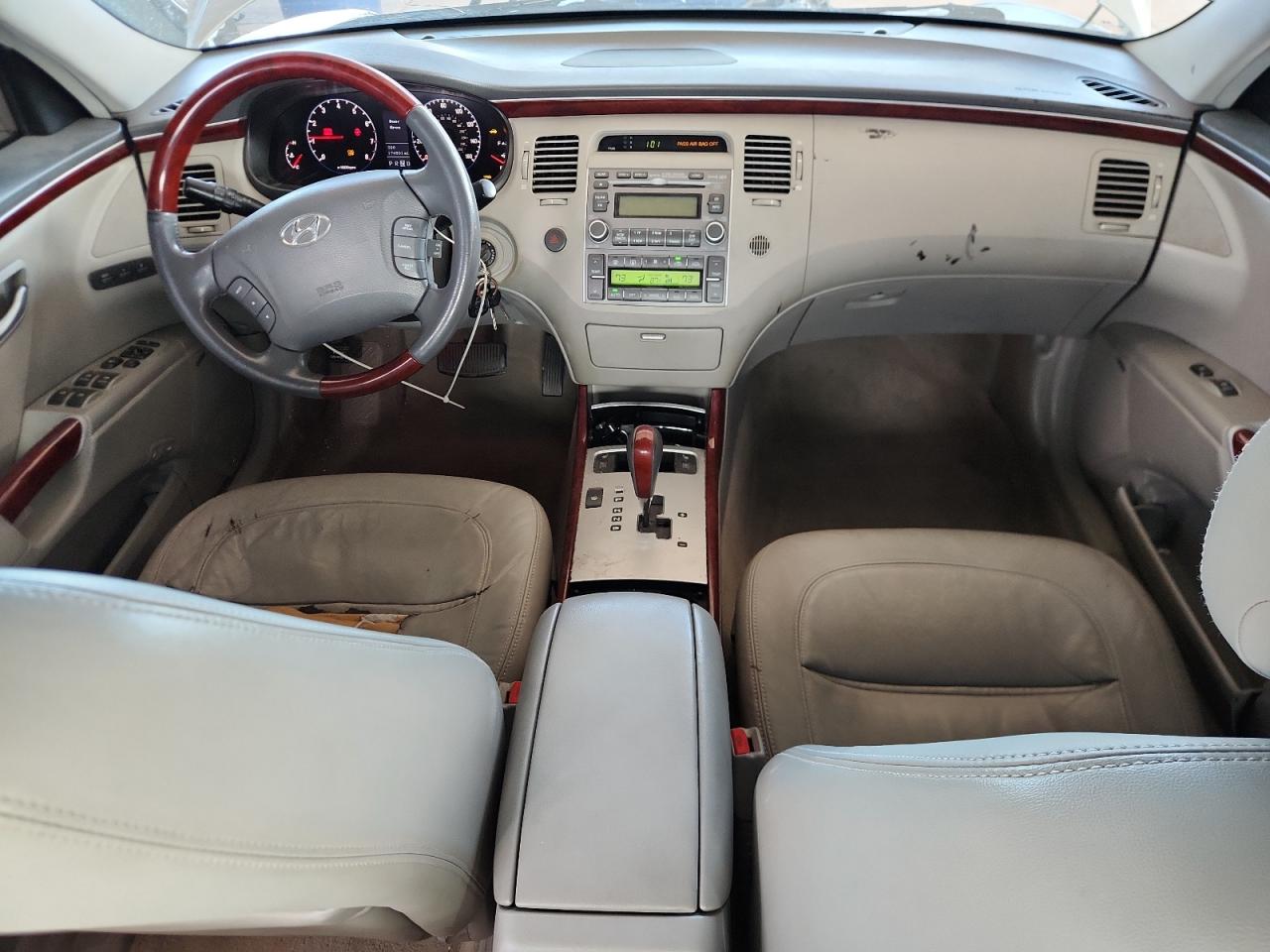 2008 Hyundai Azera Se VIN: KMHFC46F88A265612 Lot: 82269515