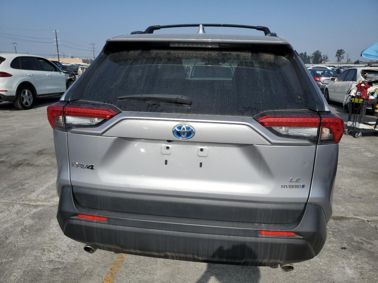 2020 Toyota Rav4 Le VIN: JTMMWRFV8LD060550 Lot: 72051455