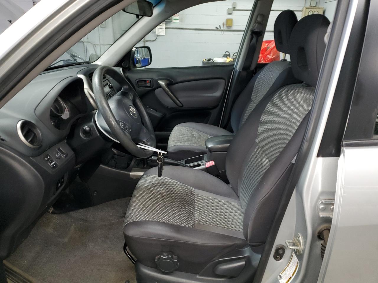 2005 Toyota Rav4 VIN: JTEGD20V350051389 Lot: 85731175