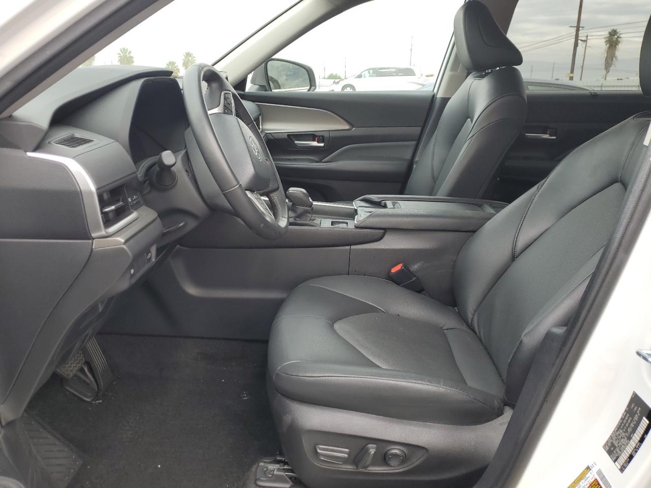 2024 Toyota Grand Highlander Xle VIN: 5TDACAB54RS021700 Lot: 86113205