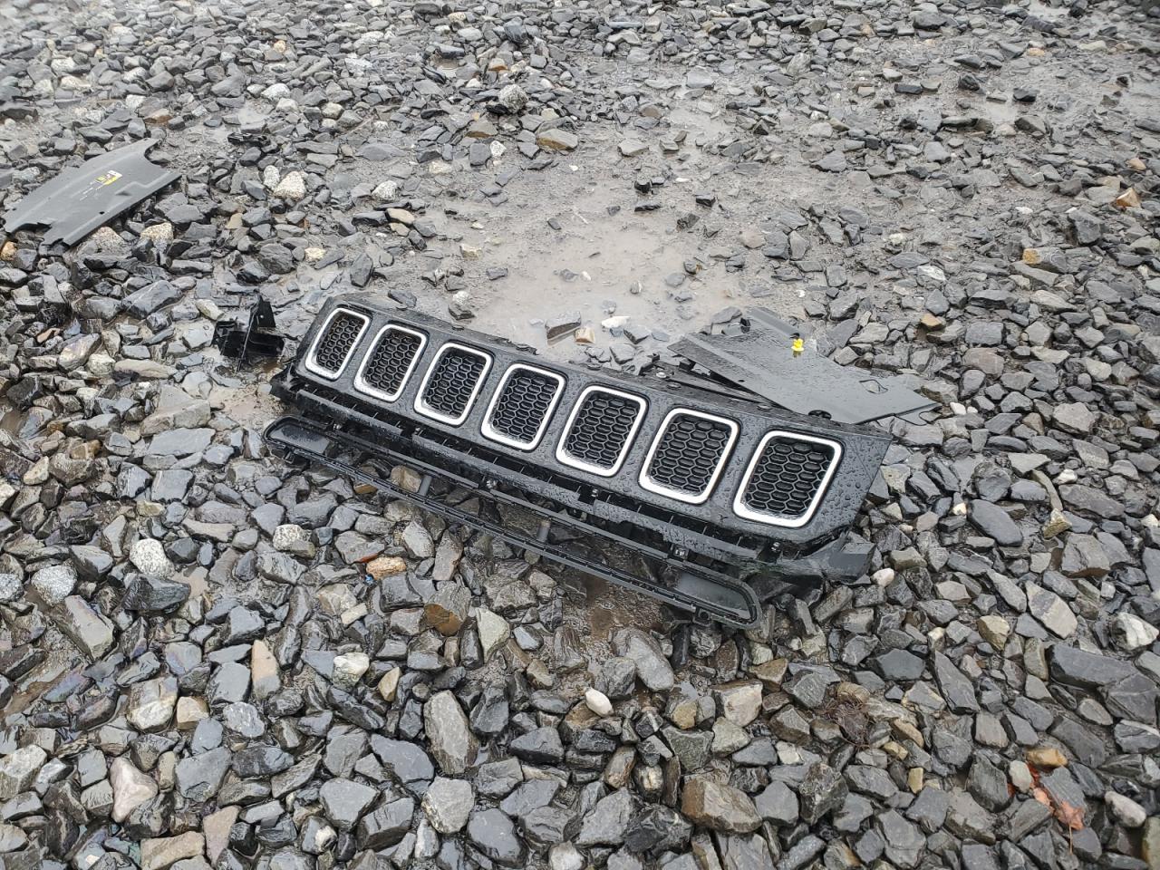 2019 Jeep Compass Latitude VIN: 3C4NJDBB0KT740971 Lot: 89627005