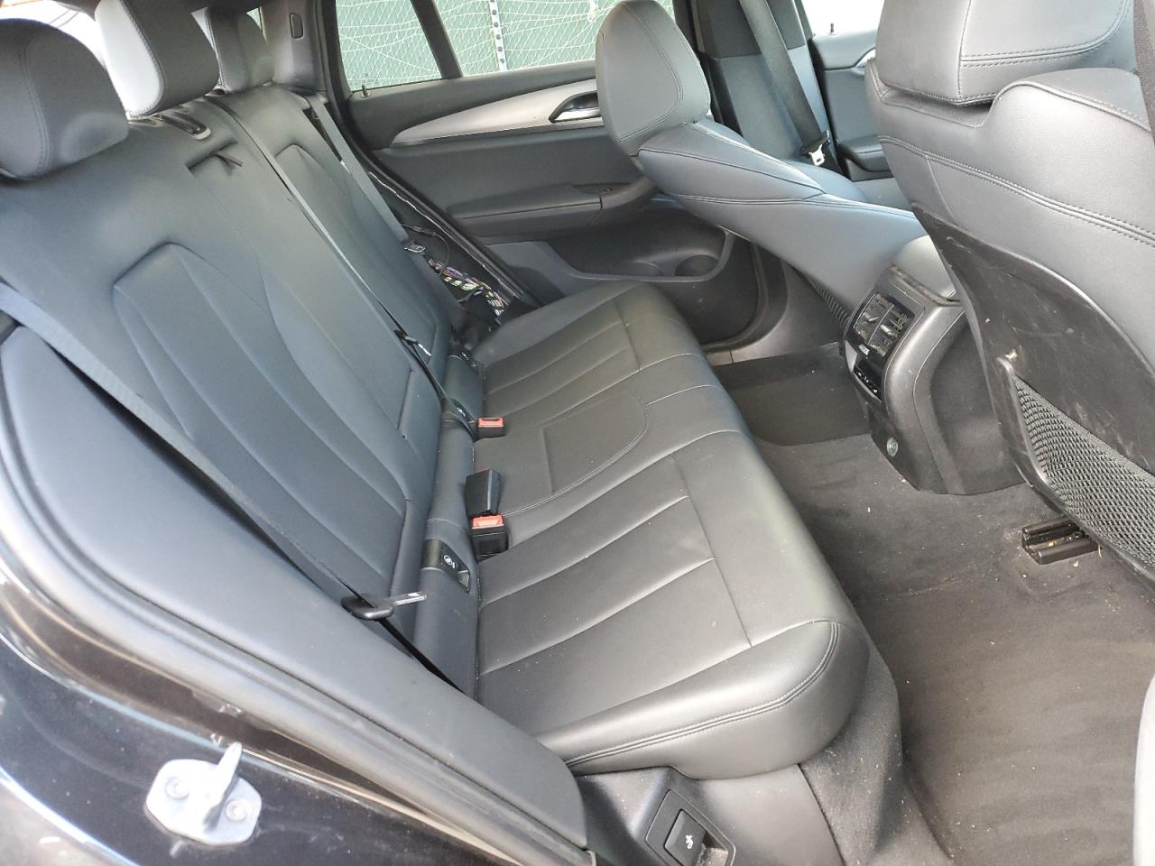 2019 BMW X4 xDrive30I VIN: 5UXUJ3C50KLG55656 Lot: 82674035