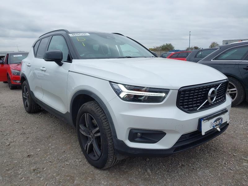 2019 VOLVO XC40 2.0 T4 R DESIGN 5DR AWD GEARTRONIC