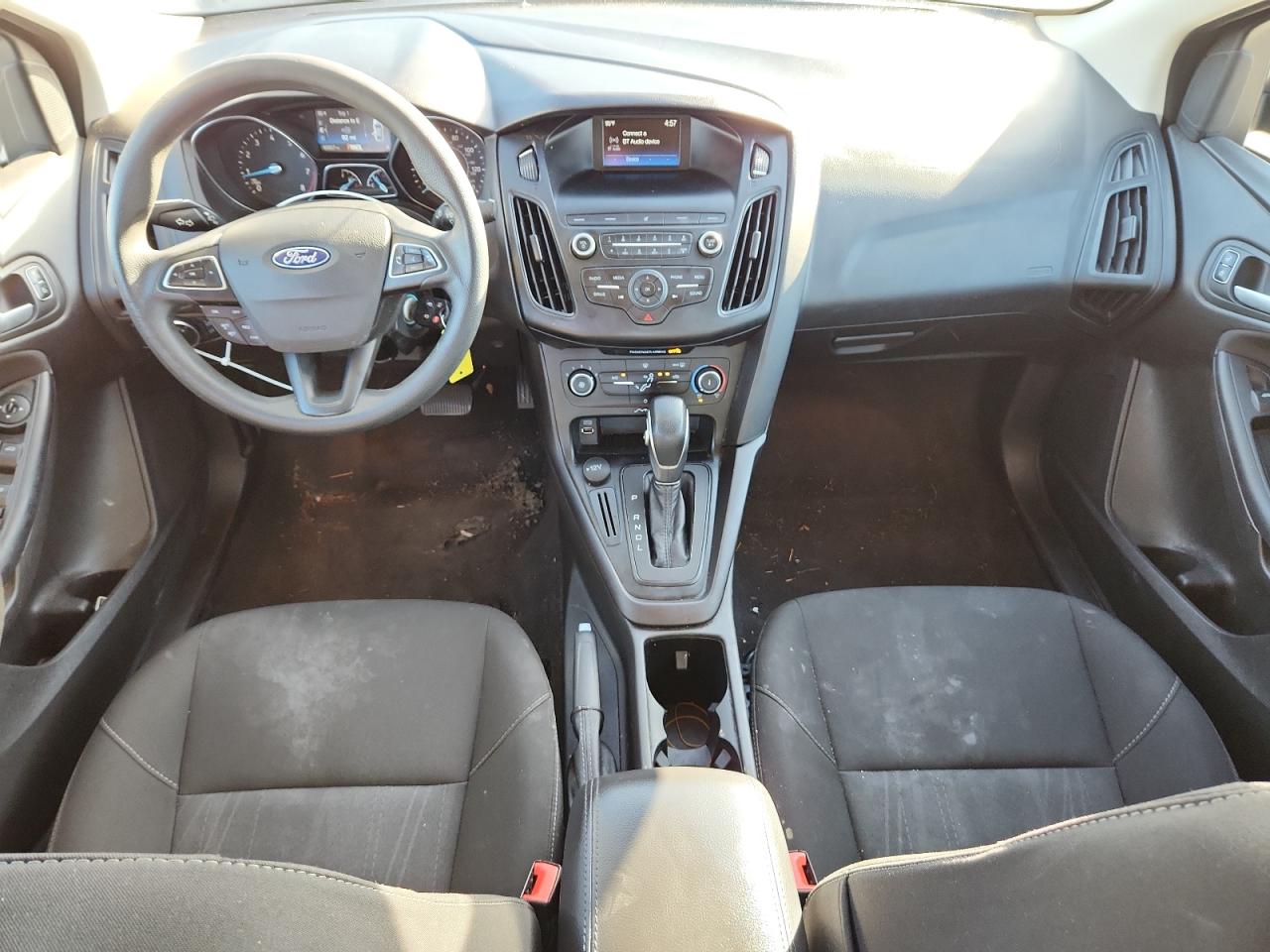 2018 Ford Focus Se VIN: 1FADP3F26JL280259 Lot: 85183545