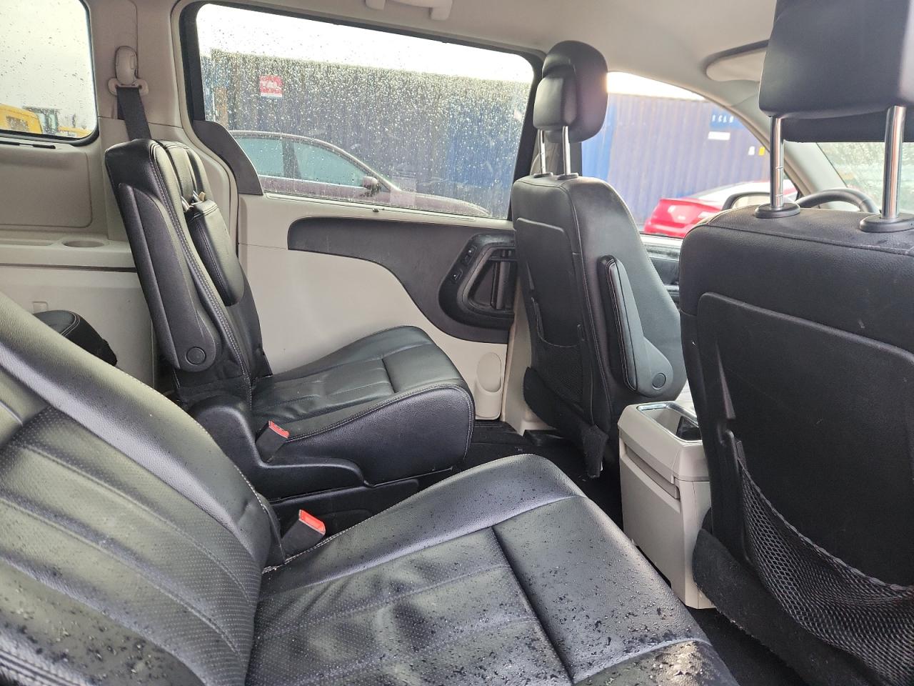 2015 Chrysler Town & Country Touring L VIN: 2C4RC1CG3FR697305 Lot: 85911705