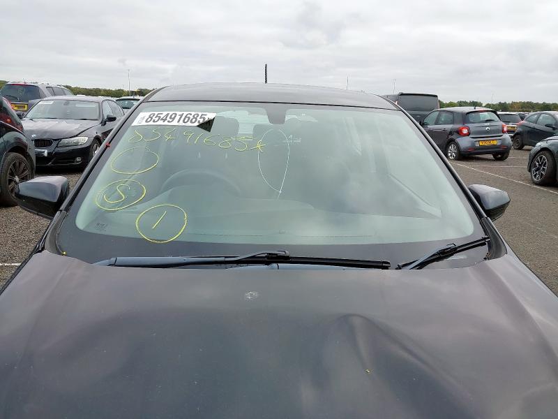 2017 VAUXHALL VIVA SE AC 