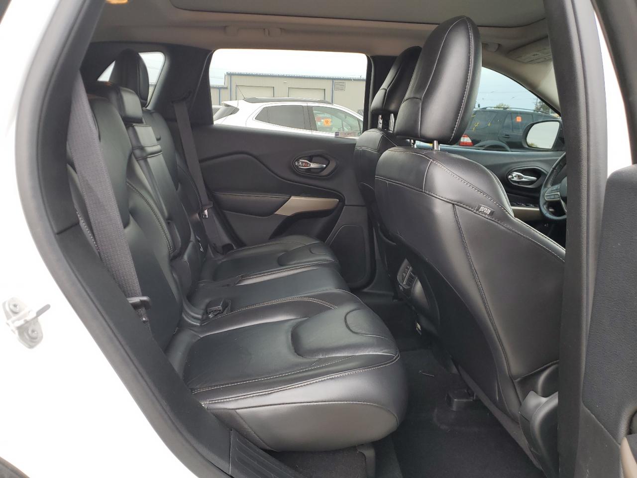 2017 Jeep Cherokee Limited VIN: 1C4PJLDB2HW643192 Lot: 86304465