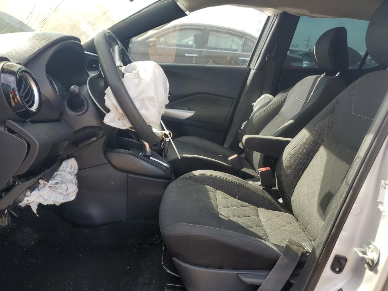 2020 Nissan Kicks Sv VIN: 3N1CP5CV0LL479186 Lot: 81993235