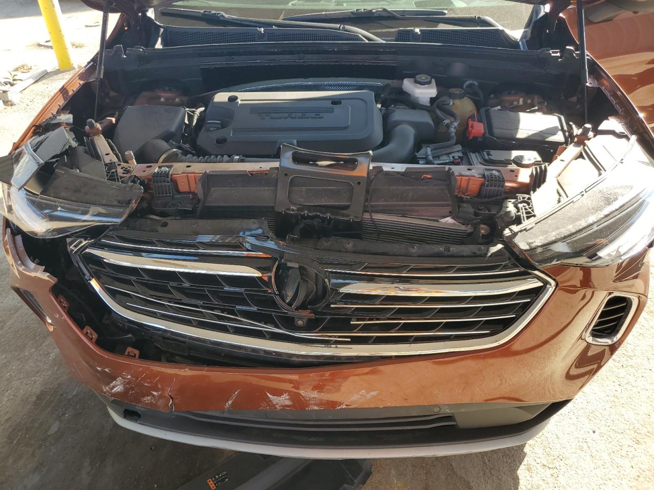 2022 Buick Envision Essence VIN: LRBFZNR45ND016258 Lot: 84762155