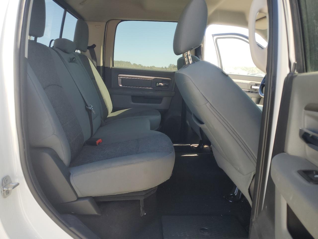 2017 Ram 1500 Slt VIN: 3C6RR6LT5HG745928 Lot: 87058775