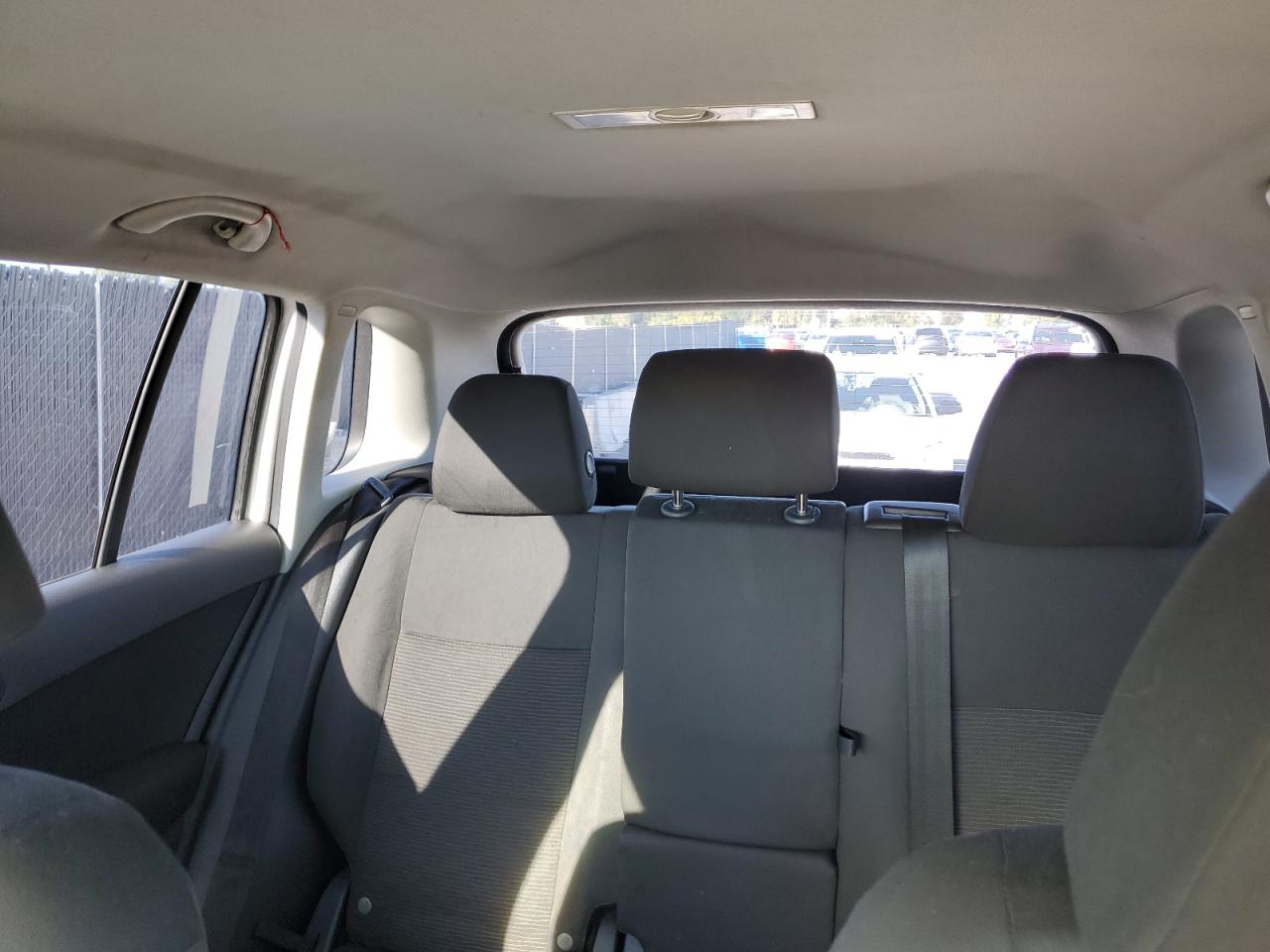 2015 Volkswagen Tiguan S VIN: WVGAV7AX2FW612180 Lot: 86243125