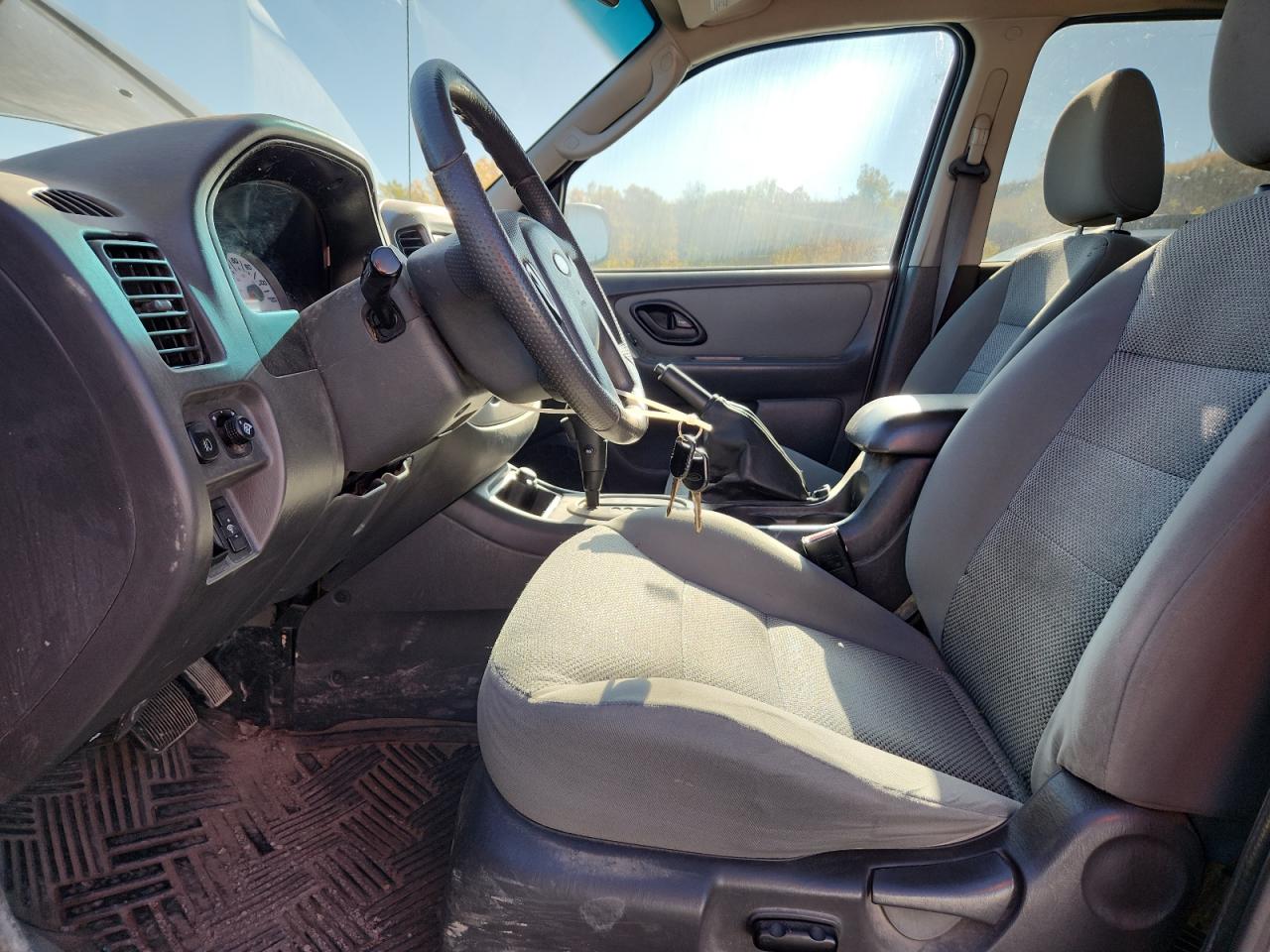 2005 Ford Escape Xlt VIN: 1FMYU93175KA61112 Lot: 86331135