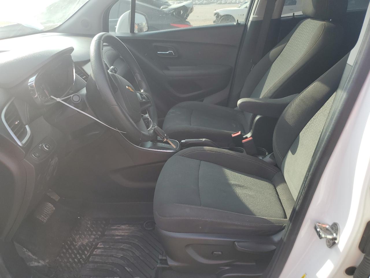 2017 Chevrolet Trax Ls VIN: KL7CJKSB7HB112361 Lot: 86815895