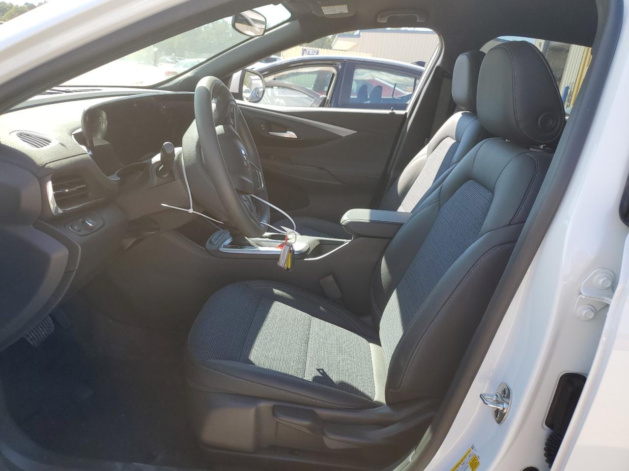 2025 Buick Envista Preferred VIN: KL47LAEP4SB220972 Lot: 84794035