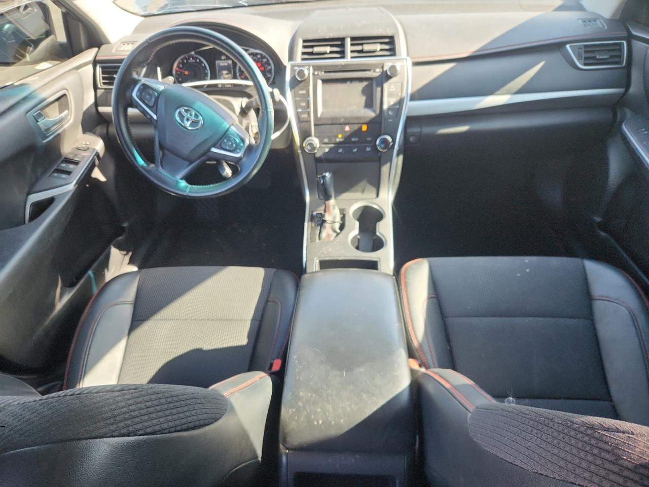 2016 Toyota Camry Le VIN: 4T1BF1FK7GU502332 Lot: 90673725