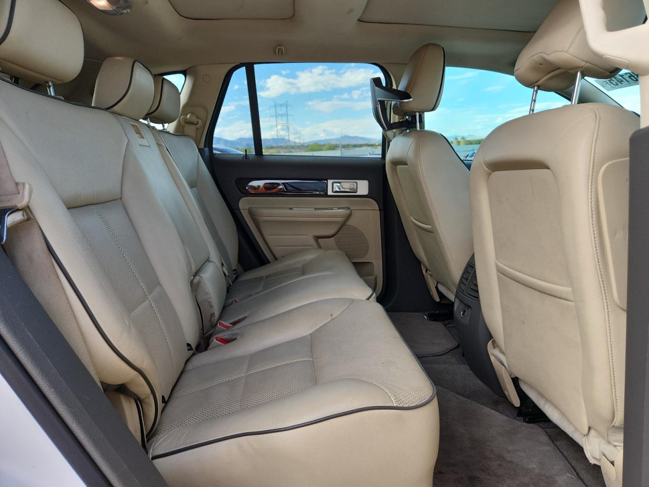 2010 Lincoln Mkx VIN: 2LMDJ8JC9ABJ31126 Lot: 82386145