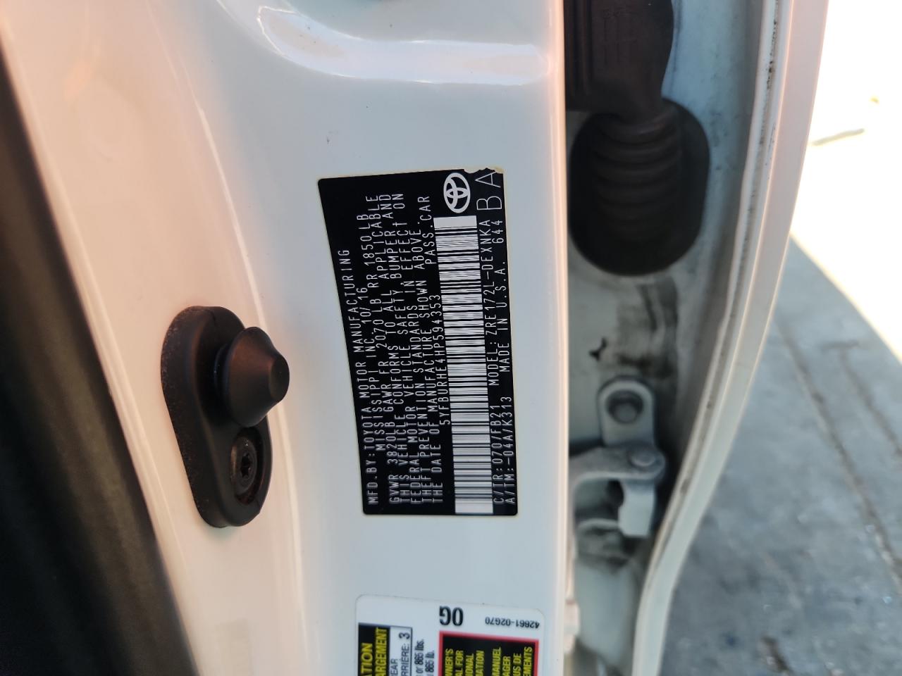 2017 Toyota Corolla L VIN: 5YFBURHE4HP594353 Lot: 82192415