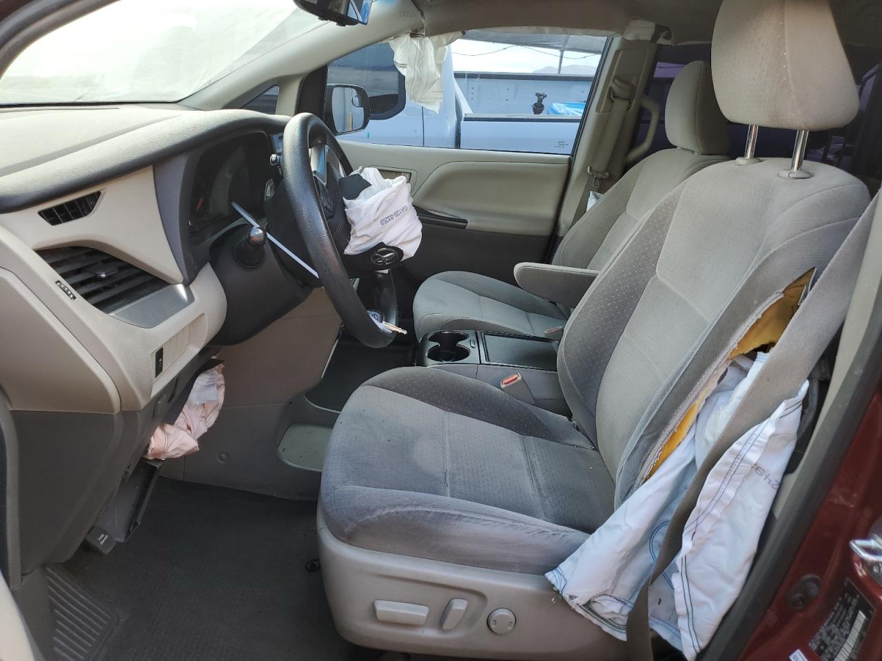 2015 Toyota Sienna Le VIN: 5TDKK3DC5FS605209 Lot: 86135375