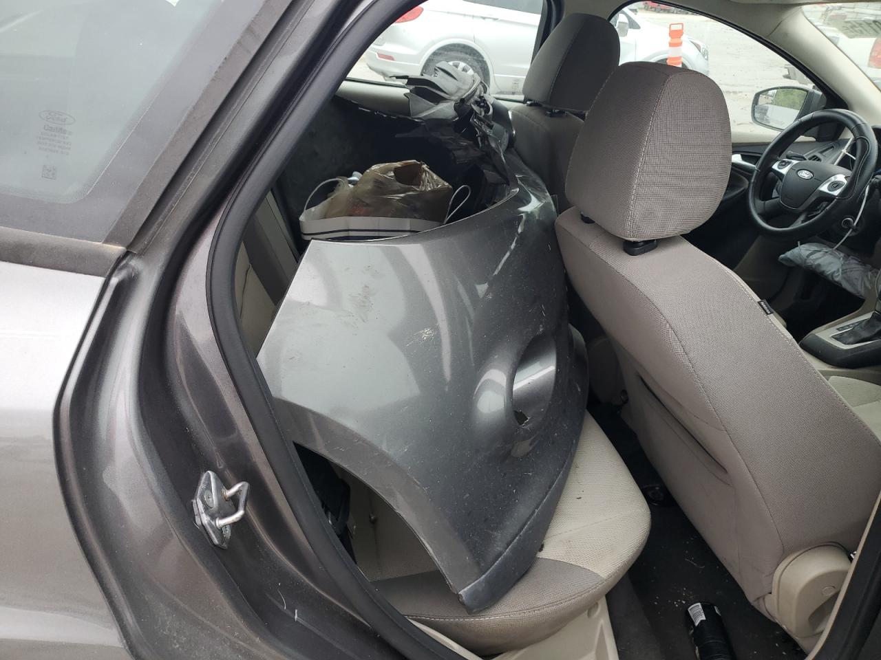 2013 Ford Focus Se VIN: 1FADP3K28DL303115 Lot: 84710115