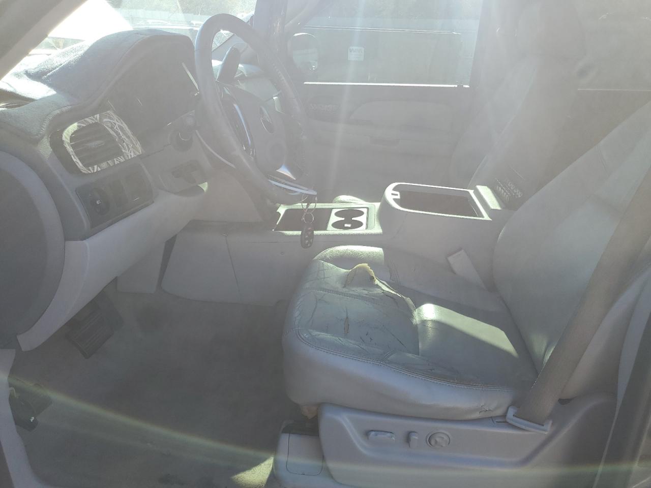 2007 GMC Yukon VIN: 1GKFC130X7J330997 Lot: 89466675