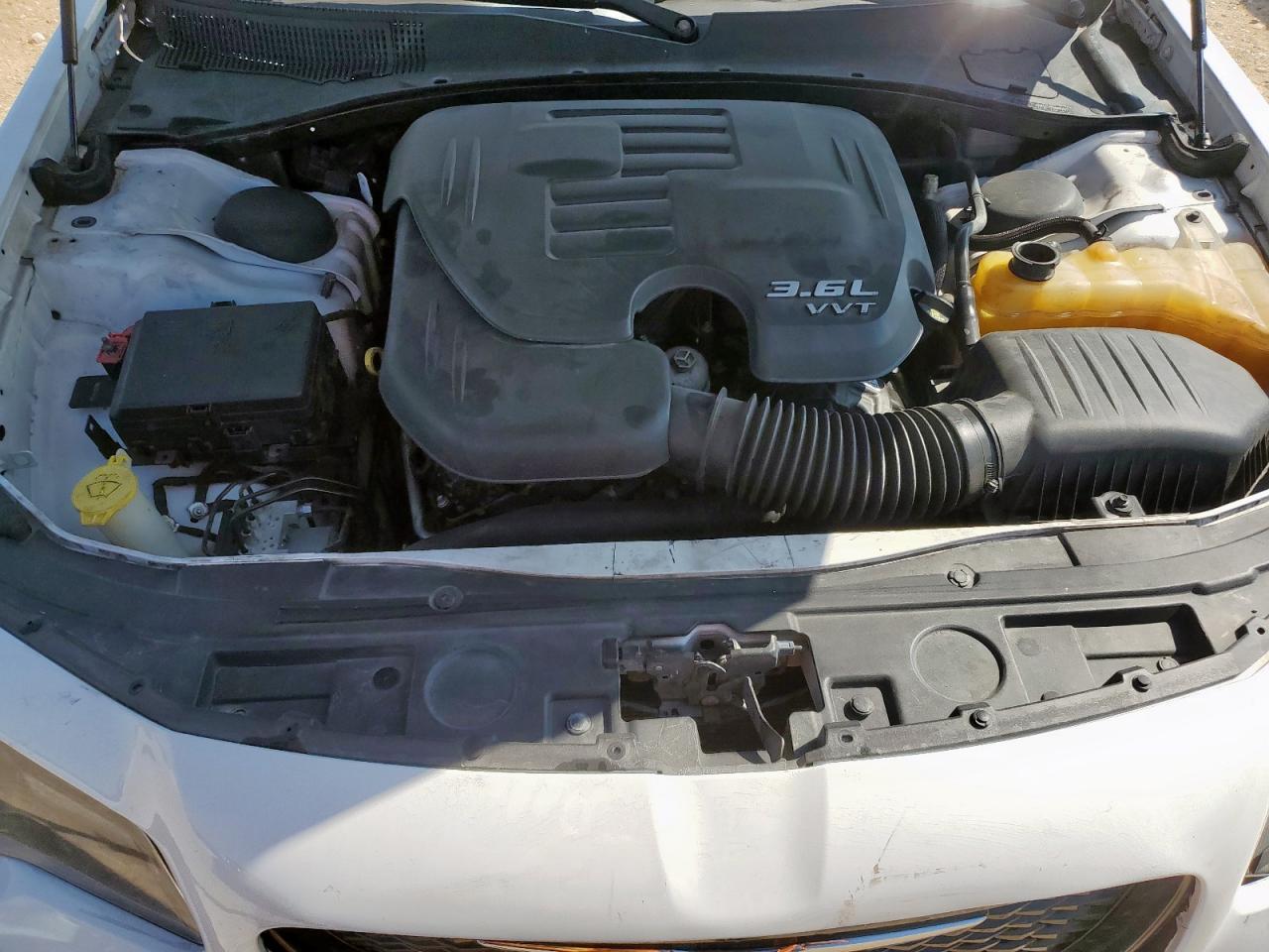 2015 Chrysler 300 S VIN: 2C3CCABG4FH868094 Lot: 90062065