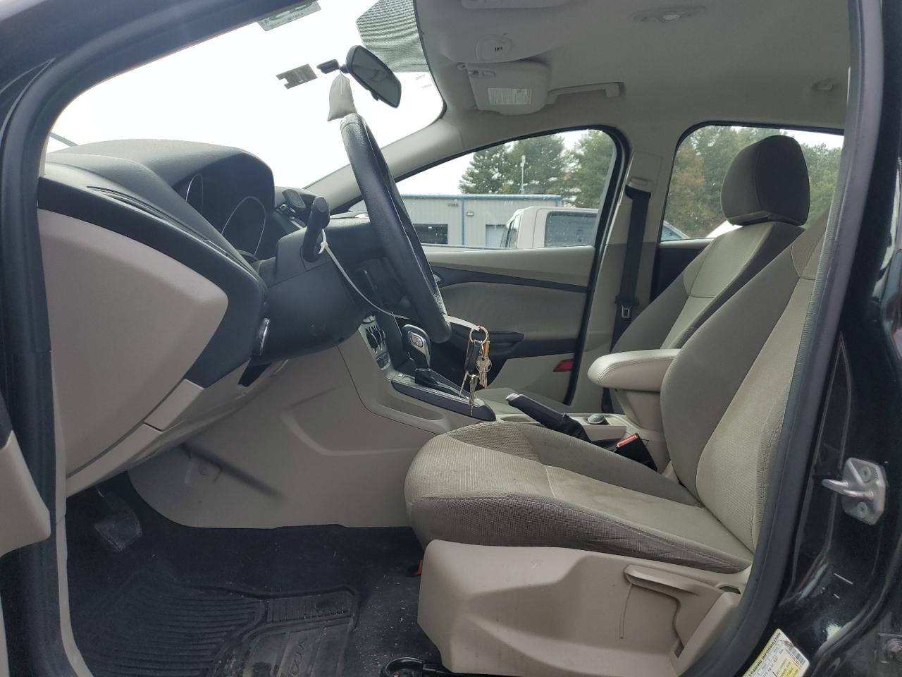 2014 Ford Focus Se VIN: 1FADP3F22EL302232 Lot: 84264395