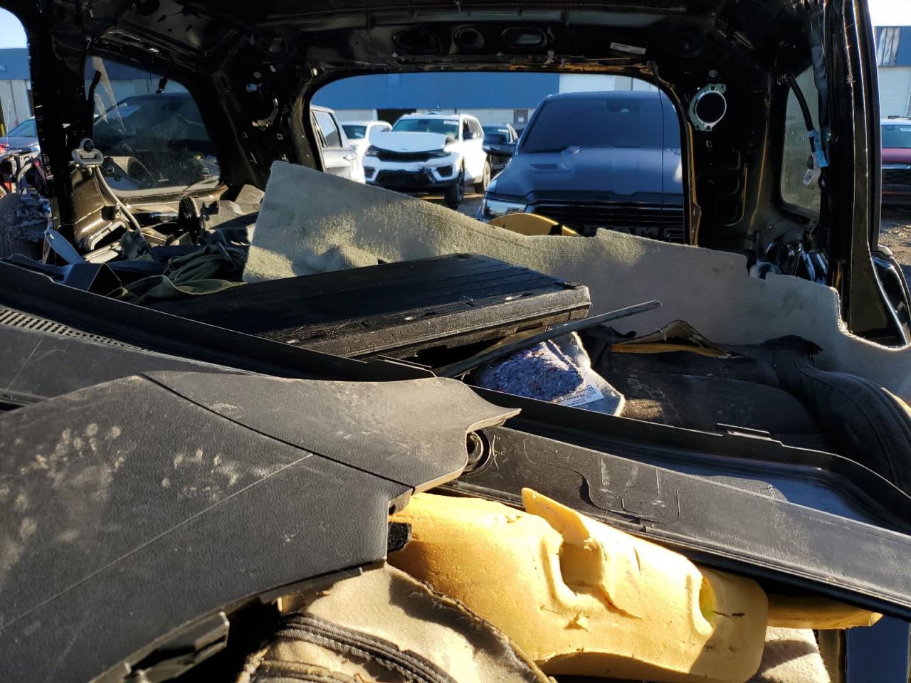 2019 Jeep Grand Cherokee Overland VIN: 1C4RJFCT9KC806143 Lot: 82298585