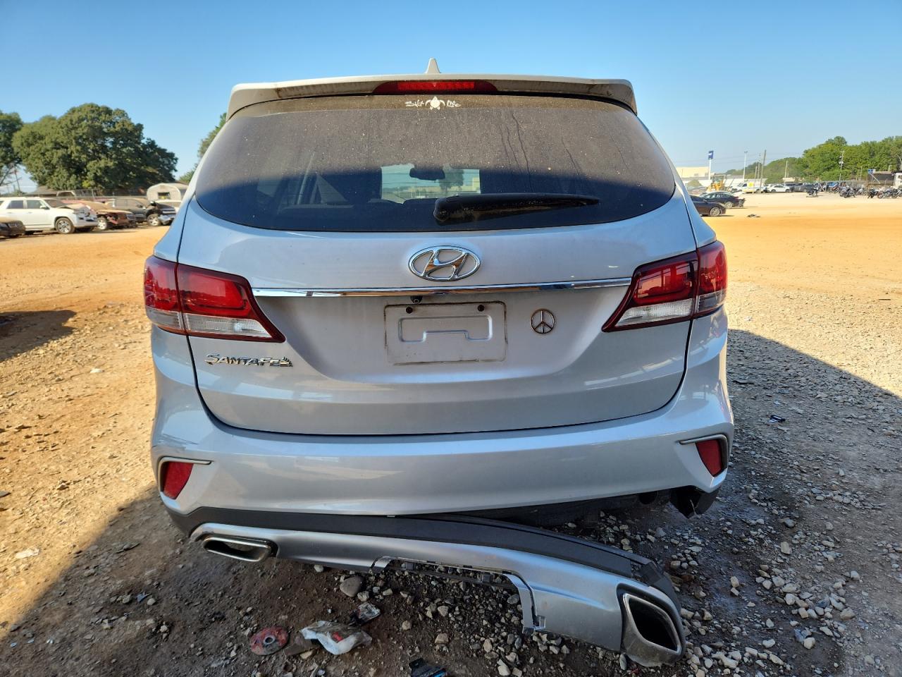 2017 Hyundai Santa Fe Se VIN: KM8SM4HF0HU182408 Lot: 84733425