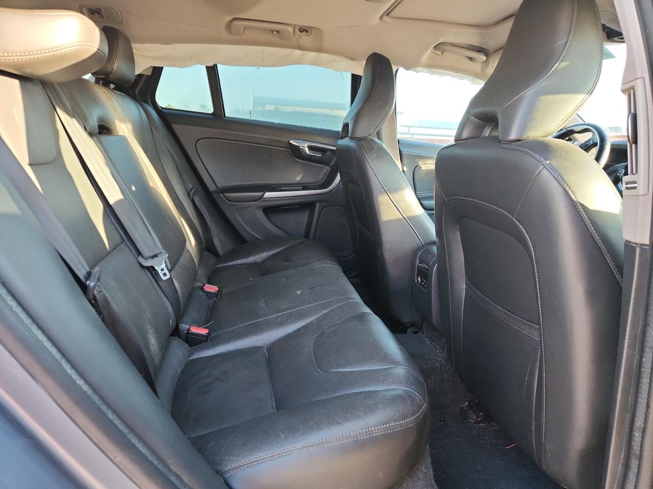 2017 Volvo V60 Cross Country Premier VIN: YV440MWK7H1039852 Lot: 82177255