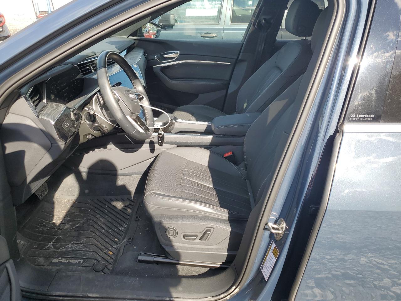 2024 Audi Q8 E-Tron Sportback Premium Plus VIN: WA1CABGE4RB055585 Lot: 82671455