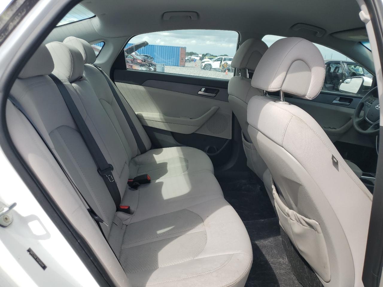2017 Hyundai Sonata Se VIN: 5NPE24AF7HH568044 Lot: 82182175
