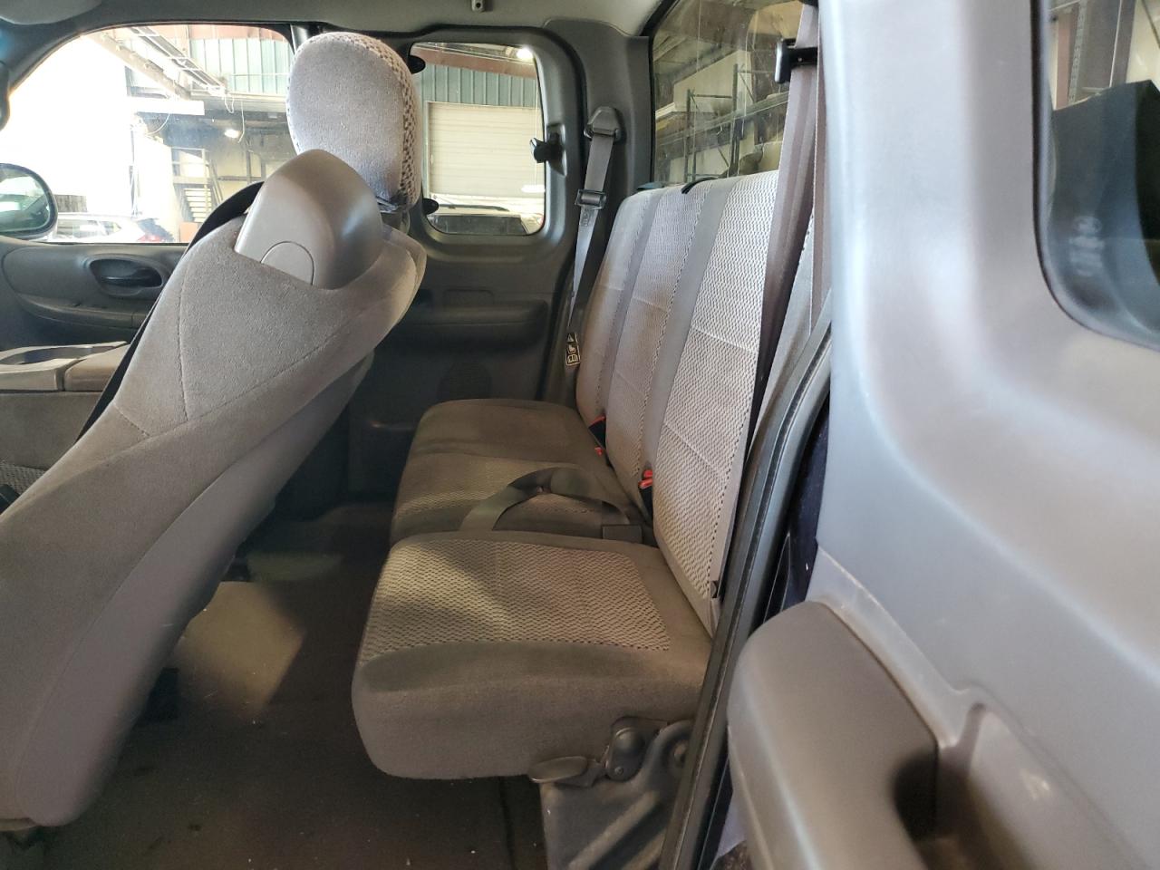 2001 Ford F150 VIN: 1FTRX18L61NC04622 Lot: 87402535