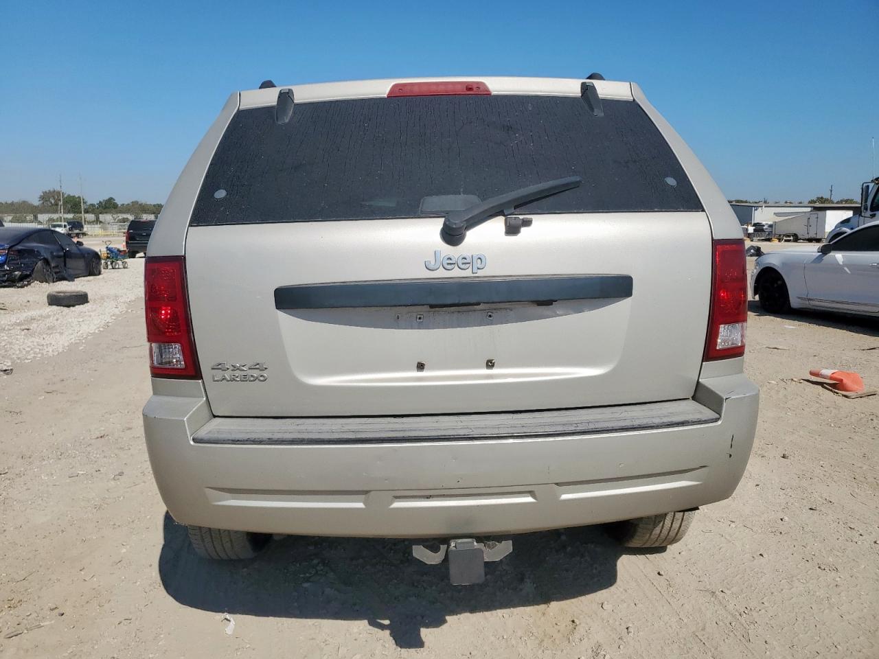 2007 Jeep Grand Cherokee Laredo VIN: 1J8GR48K77C596114 Lot: 86670705