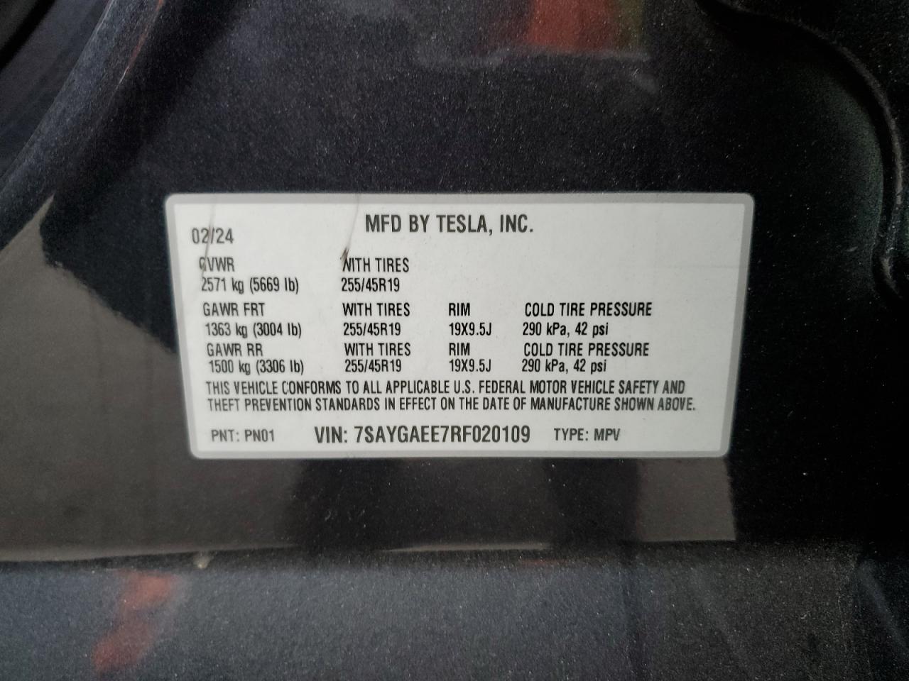 2024 Tesla Model Y VIN: 7SAYGAEE7RF020109 Lot: 84736305